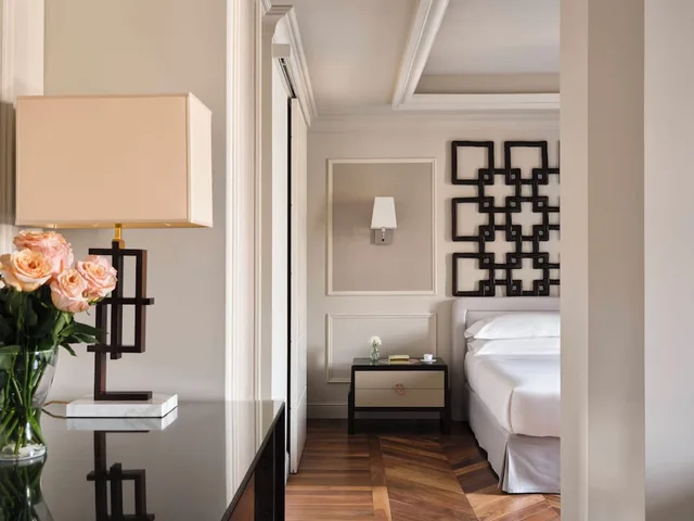 جناح بسرير كينج، Palazzo Venezia 3/3
