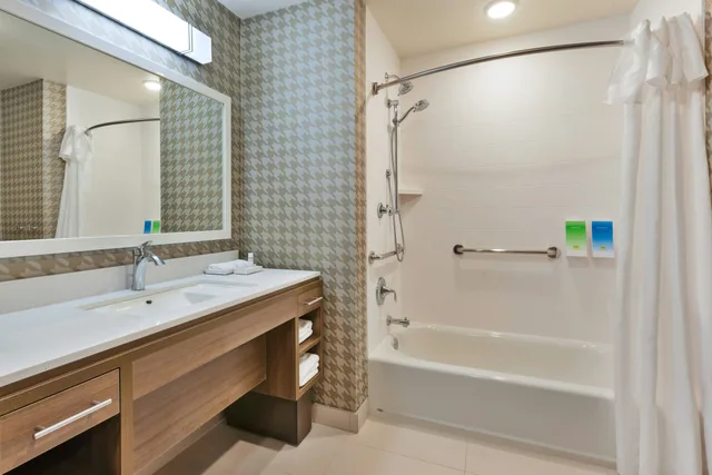 استوديو بسرير كينج لذوي الإعاقة، Home2 Suites by Hilton Grand Blanc Flint, MI 2/2