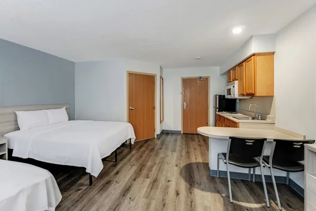 استوديو بسريرين كوين، Birch Hill Suites Dayton - WP AFB 1/1