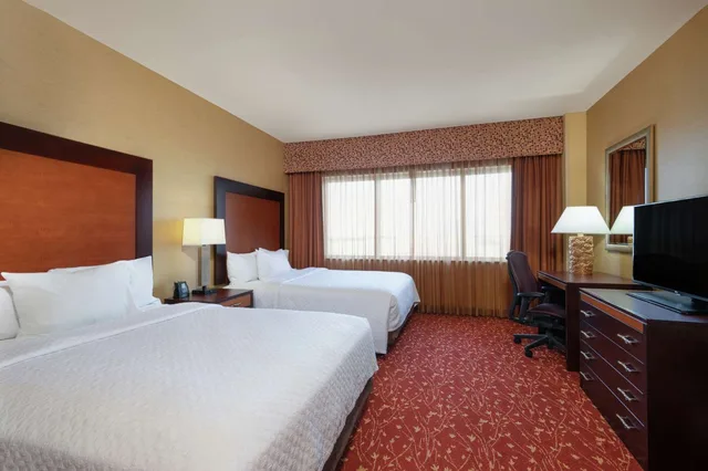 جناح بسريرين كوين، Embassy Suites by Hilton Loveland Hotel Conference Center and Spa 1/3