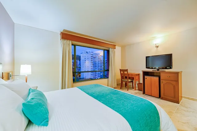 Master, 2 Double Beds، OBELISCO 3/10