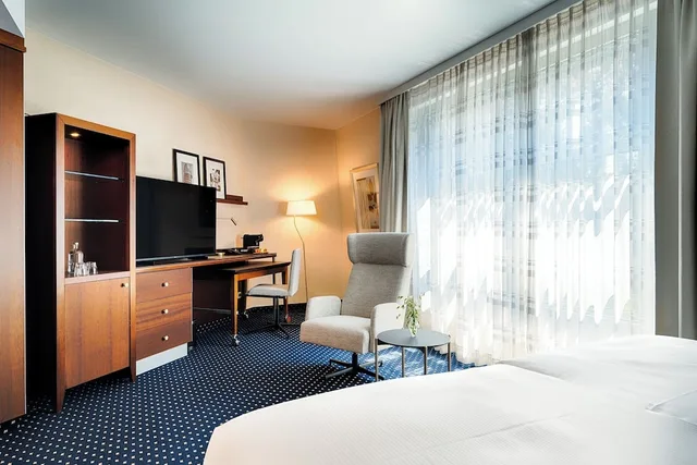 غرفة ديلوكس بسرير كينج، Courtyard By Marriott Bochum Stadtpark 10/10
