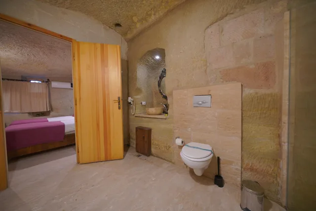 جناح عائلي بسرير مزدوج وسريرين منفصلين، Salkim Cave House 5/5