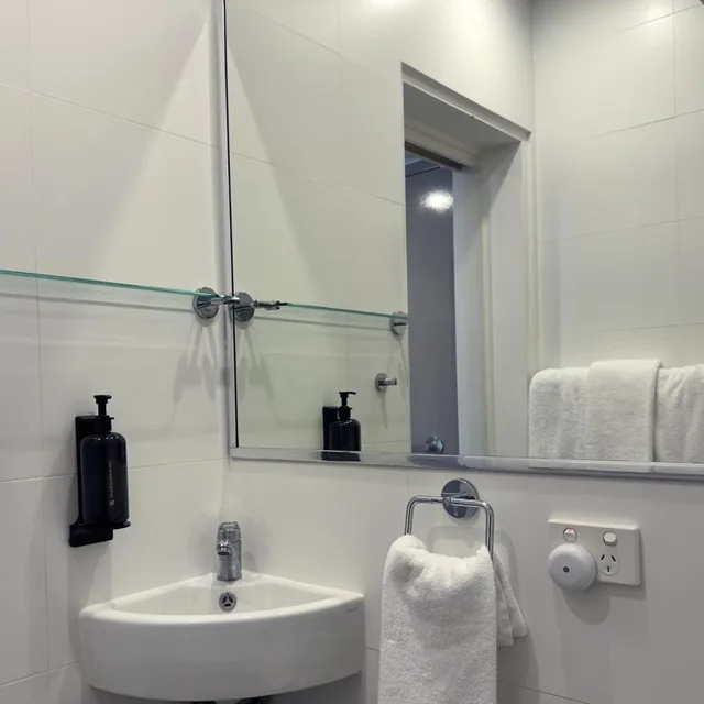 Motel, Queen Bed, Ocean View، MANLY PARADISE MOTEL AND APARTMENTS 5/6