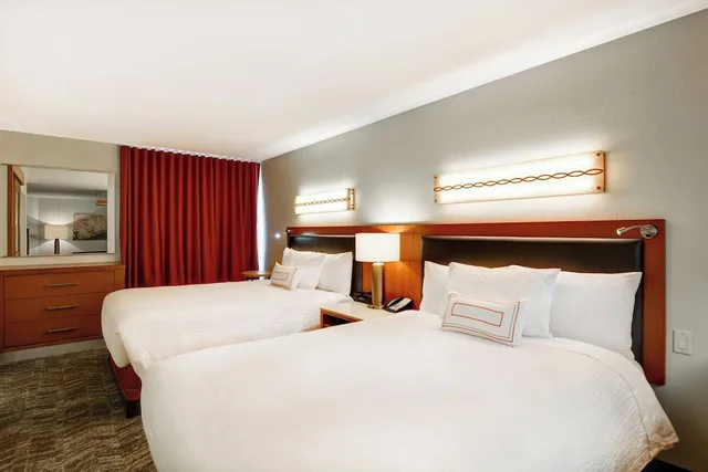 جناح بسرير كينج مع سرير سحّاب إضافي لذوي الإعاقة، Springhill Suites By Marriott Denver Anschutz Medical Campus 1/8