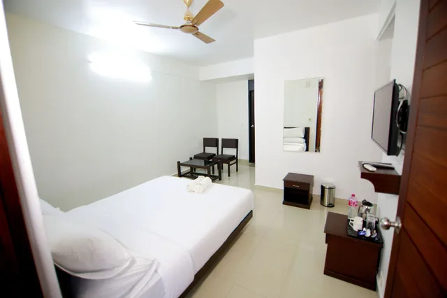 Deluxe, Queen Bed, Resort View، SS Beach Resort 3/4