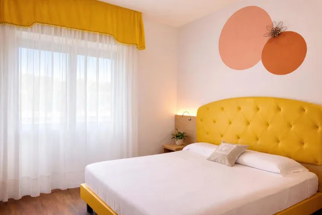 Comfort, Double Bed, Castello Hotel 4/9