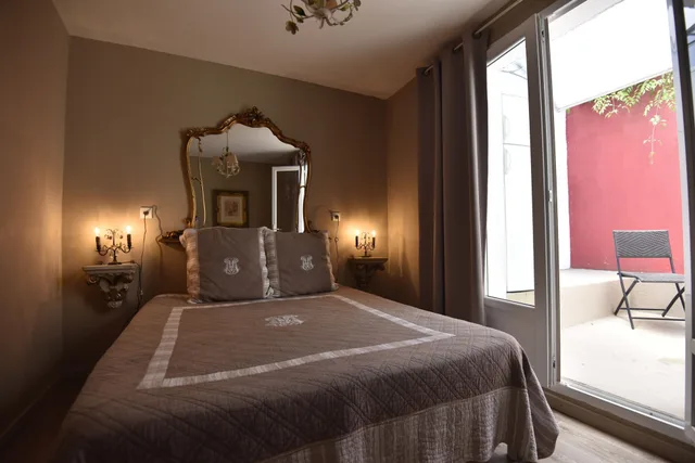 فيلا بسريرين كوين مع أريكة في الطابق الأرضي، Campo di Fiori - Maisons de Charme 4/10