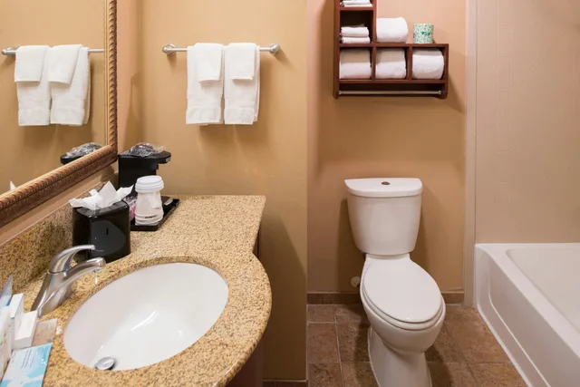 غرفة بسريرين كوين، Hampton Inn & Suites Rifle 5/5