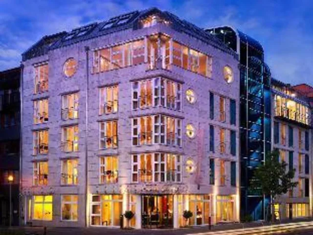 شقة رباعية بسريرين كوين، Hotel La Casa Tubingen 1/2