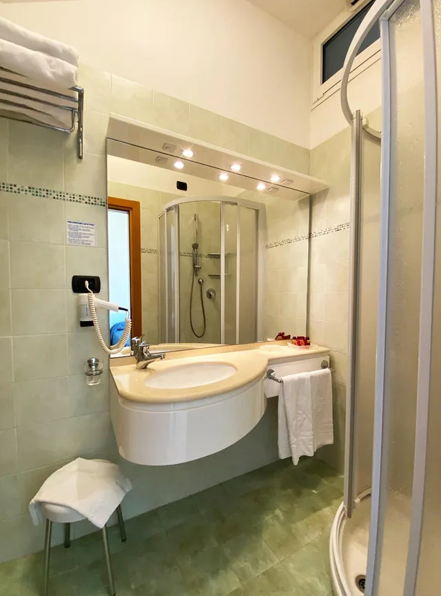 غرفة عائلية بشرفة، Hotel Levante 3/3