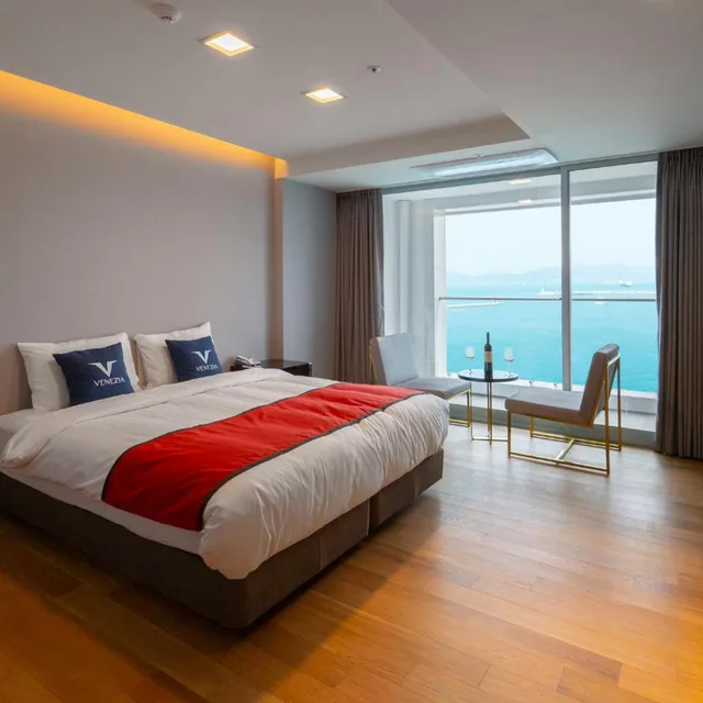 Family Suite, Panorama، Yeosu Venezia Hotel & Suites 2/9