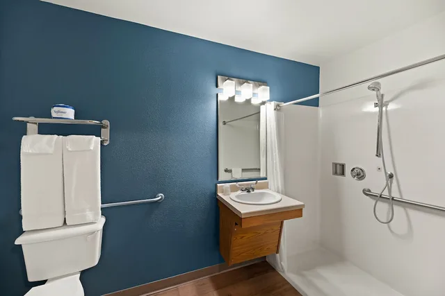 غرفة قياسية بسرير مزدوج لذوي الإعاقة، WoodSpring Suites El Paso I-10 Southeast 4/4