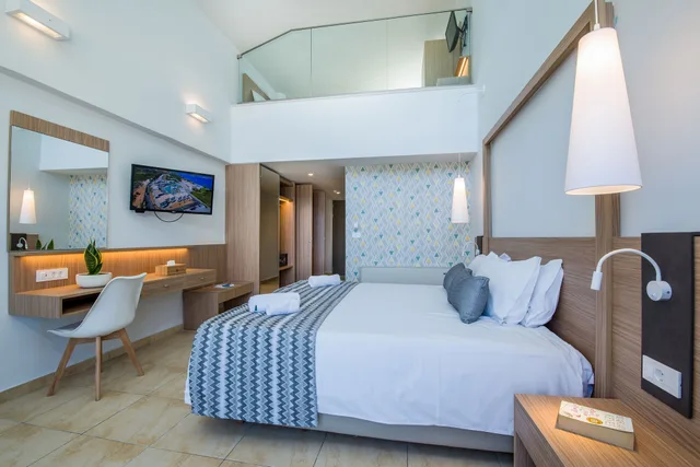 Maisonette, Double and Twin Beds, Sea View، Kiani Beach Resort 1/9