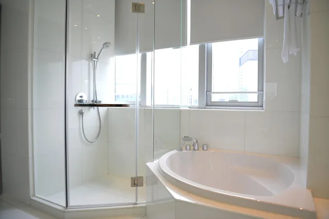 جناح بسرير كوين، Regal Hong Kong Hotel 2/2
