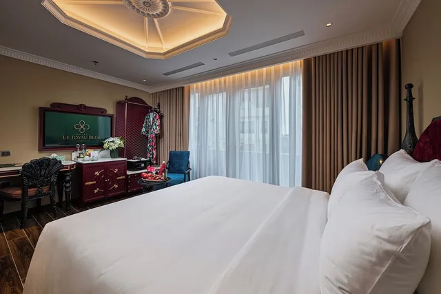 غرفة جونيور بسريرين منفصلين، Hanoi Emerald Waters Hotel Spa 3/10