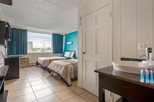 جناح بريميوم بسرير كوين وسريرين مزدوجين بغرفتي نوم بحمام خاص، Aire Hotel North Beach 6/10