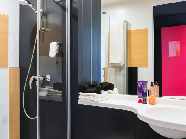 غرفة كلاسيكية بسرير كينج، Ibis Budget Knokke 8/8