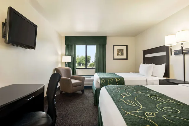 غرفة بسريرين مزدوجين لذوي الإعاقة، Baymont By Wyndham Glenwood 2/4