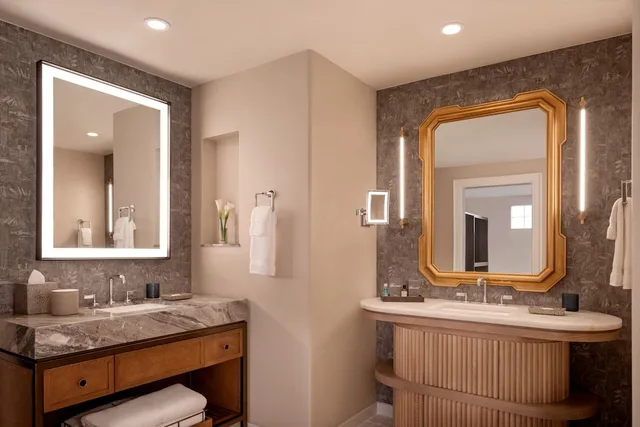 Private, 1 Bedroom, Suite, King Bed, Balcony or Patio, Sofa, Bathtub، Fairmont Scottsdale Princess 3/5