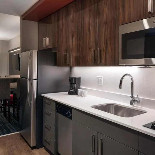 جناح استوديو بسرير كوين مع أريكة لذوي الإعاقة، RESIDENCE INN SEATTLE DOWNTOWN/CONVENTION CENTER 6/7