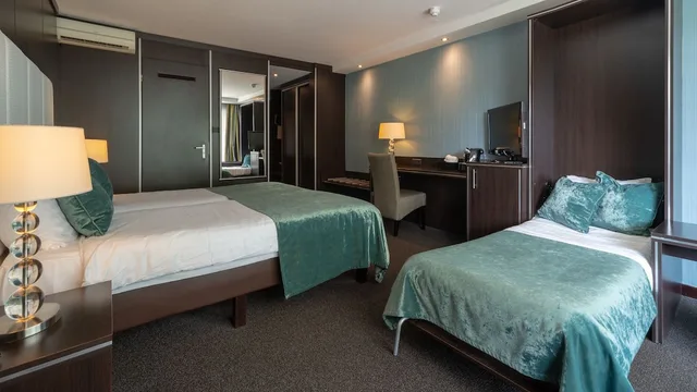 غرفة ثلاثية بثلاثة أسرّة، Van Der Valk Hotels Hertogenbosch 2/3