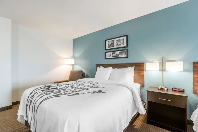 Room, 2 Queen Beds, Accessible, Sleep Inn & Suites West Des Moines near Jordan Creek 2/2