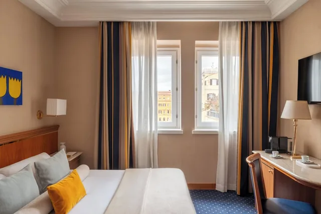 جناح جونيور بسرير كوين، Diocleziano Hotel 8/10
