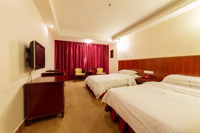 غرفة ديلوكس بسريرين منفصلين، Junshan Hotel 1/2