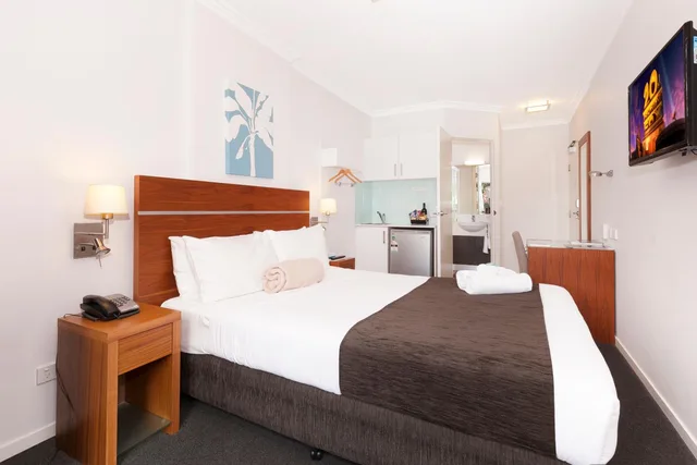 Compact, Double Bed, Chino Hotel 1/5