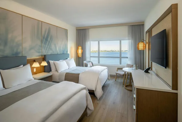 غرفة تقليدية بسريرين مزدوجين لذوي الإعاقة، The Westin Tampa Bay 5/10