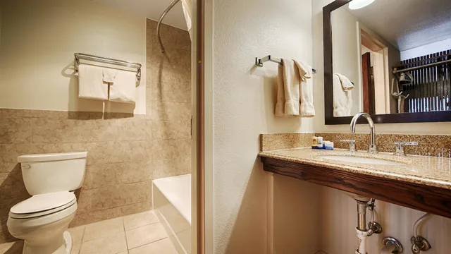 غرفة قياسية بسريرين كوين، Best Western Red Hills 7/10