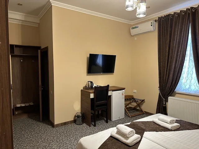 غرفة كومفورت بسرير كينج، Rayyan Hotel Samarkand 1/5