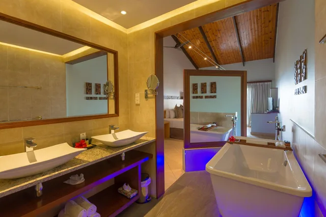 Superior, Coco de Mer Hotel and Black Parrot Suites 6/7