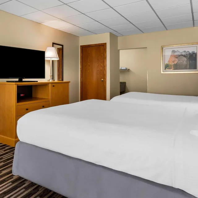 جناح بسرير كينج في الطابق الأرضي، Best Western Lee's Motor Inn 3/10