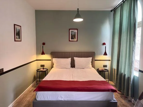 Superior, Queen Bed, City Centre Hotel Yerevan 2/2