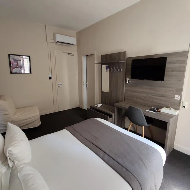 غرفة ديلوكس بسرير مزدوج، COMFORT HOTEL ACTUEL CHAMBERY CENTRE 2/4