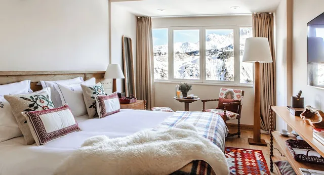 غرفة سوبيريور بسرير مزدوج، ALPES HOTEL PRALONG 1/7