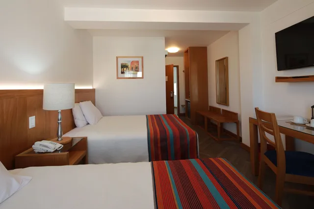 غرفة عائلية بسريرين مزدوجين، Hotel San Agustin Posada Del Monasterio Arequipa 3/5