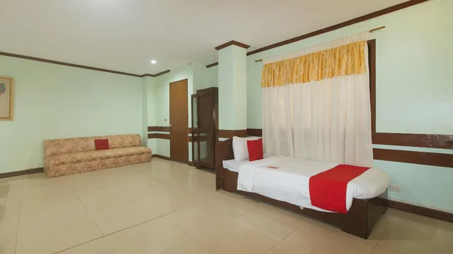 جناح عائلي، Maanyag Pension House 4/10