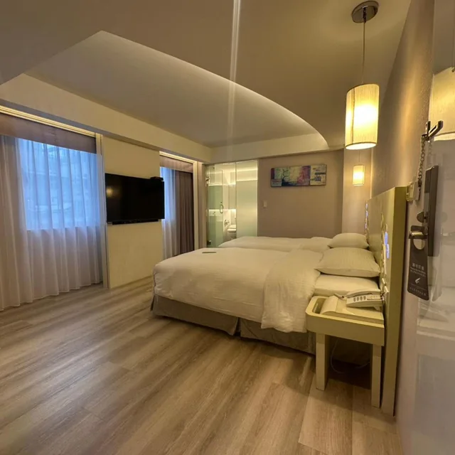 غرفة ديلوكس بسريرين منفصلين، Forward Hotel Taipei 4/6