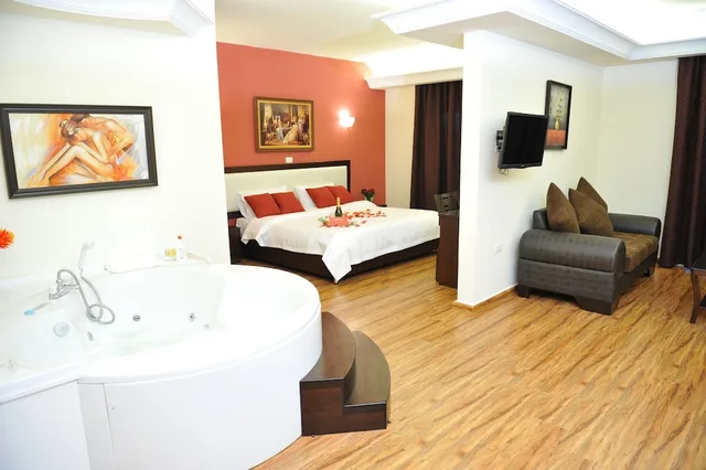 غرفة ملكية بسرير كينج، Al Murjan Palace Hotel, Jounieh 10/10