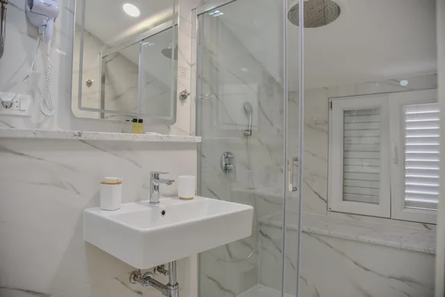 غرفة قياسية بسرير مزدوج في الملحق، Kastel 1700 Boutique Hotel 8/10