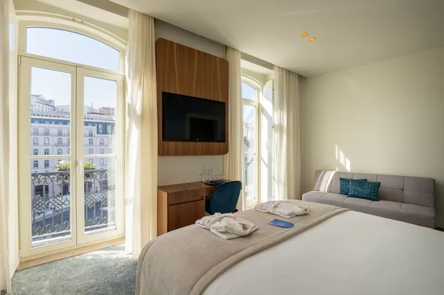 غرفة ديلوكس بسرير مزدوج أو سريرين منفصلين بإطلالة على المدينة، Blue Liberdade Hotel 1/5