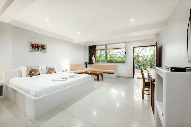 Family Suite, 1 Double and 1 Single Bed, Prinz Garden Villa Hua Hin 3/9