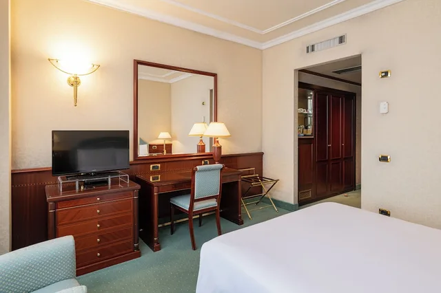 غرفة سوبيريور بسرير مزدوج، Royal Hotel Carlton 5/10