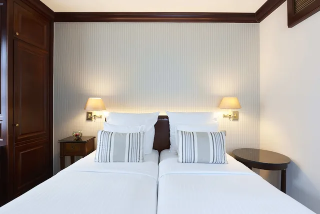 غرفة كلاسيكية بسريرين منفصلين، Warwick Brussels Grand Place 1/3