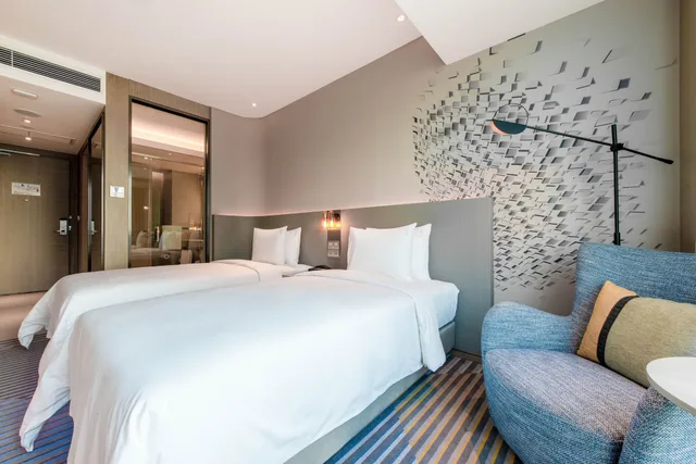 غرفة قياسية بسريرين منفصلين بإطلالة على المدينة، Holiday Inn Johor Bahru City Centre 4/7