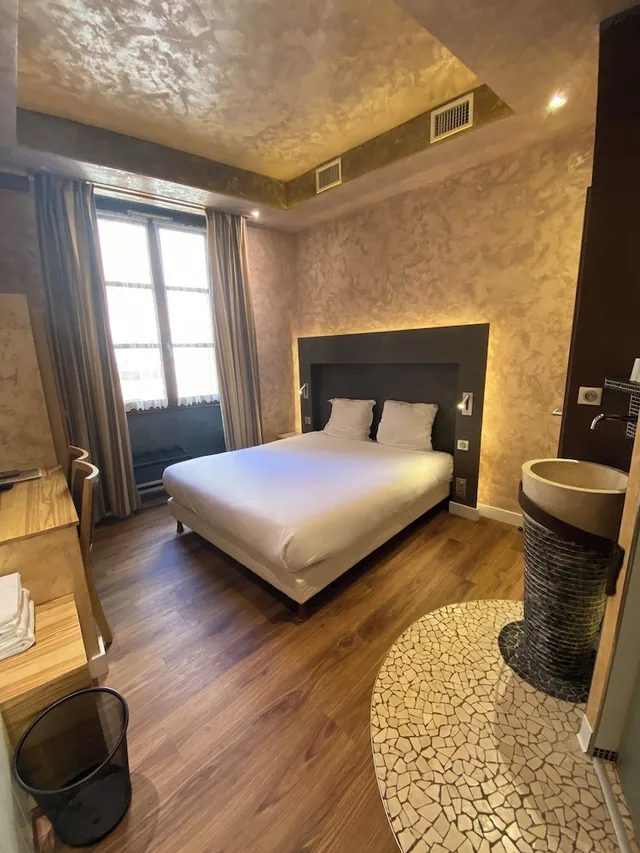 غرفة تقليدية بسرير مزدوج، Hotel Saint Martin 3/8