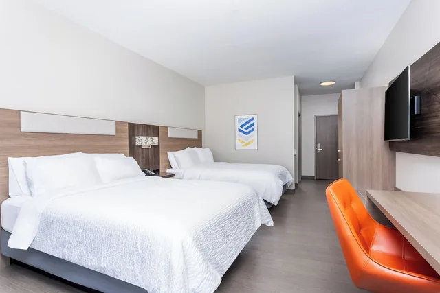 غرفة قياسية بسرير كوين، Holiday Inn Express Hotel And Suites Lancaster 2/10